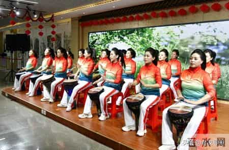 盂县举办老干部迎新年文艺展演活动