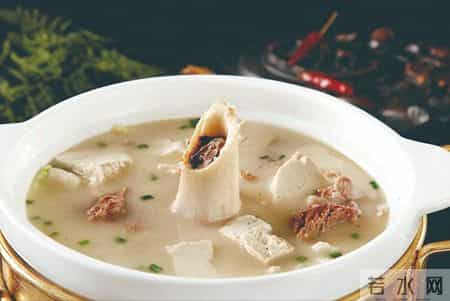 冬季“养骨”黄金期，有钱没钱，多给孩子吃4种补钙菜，补足钙质