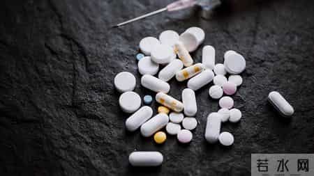 血脂达标不用吃阿托伐他汀？专家研究：高危人吃了有助于防心梗