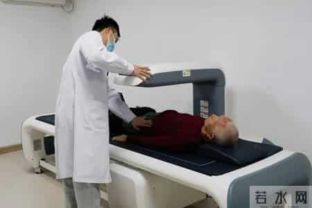 医生提醒：6种食物多吃容易长结石，中老年人再爱吃都要管住嘴