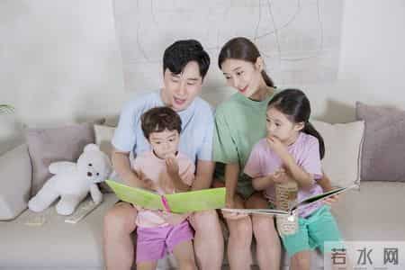 父母是孩子最好的老师，一言一行皆塑其成长。