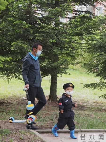 上周小区聊育儿：别瞎操心，孩子有自己的路1