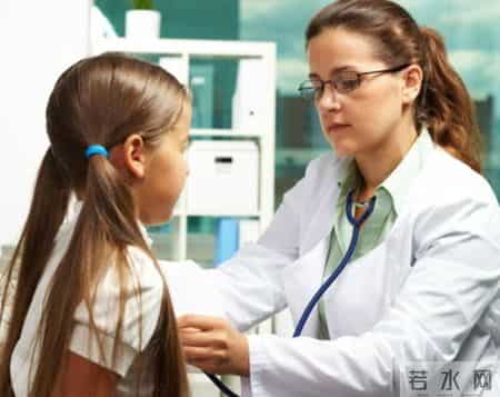 白血病为何专挑孩子下手？建议：这5种食物，孩子再馋也别买