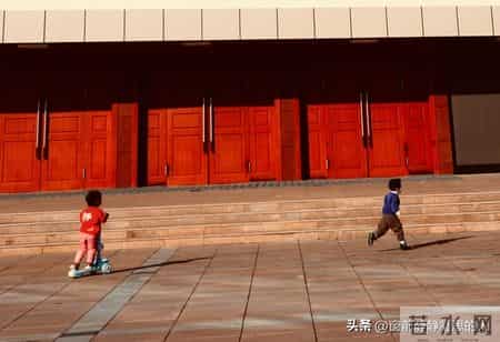 902万新生儿，女性推迟生育，政策开始减负