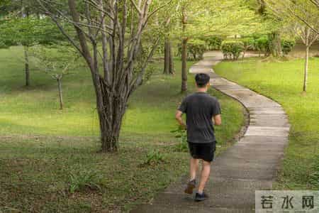 医生发现：经常走路锻炼的癌症患者，过不了几月，身体有这些变化