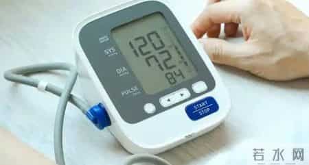 小寒后，高血压患者“宁可天天玩手机，也别不注意5点”