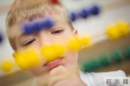 “注意力经济”下的童年：如何保护孩子不被“流量”榨干专注力？