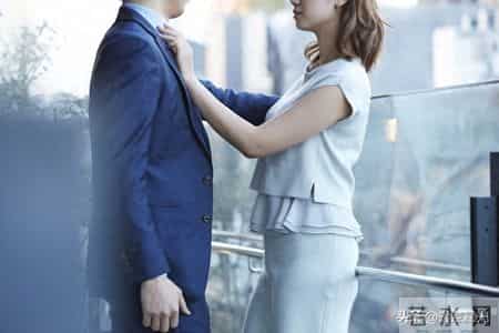 体制内，只要乱搞男女关系，作风和廉洁上一定有问题，一查一个准