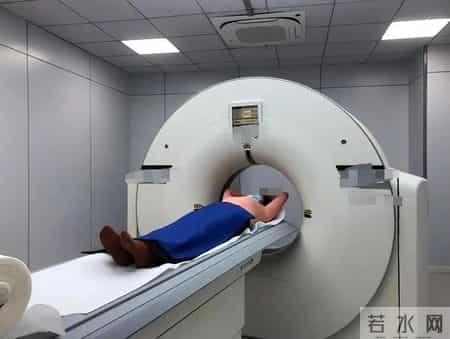 又一起吃二甲双胍去世？转告家人：服用二甲双胍，千万注意4件事