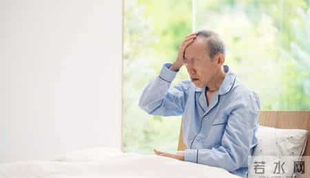 夜间中风人数越来越多！医生忠告：不管多大年龄，睡前牢记6不做