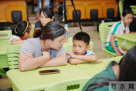 从探索到深耕，羊城父母学堂2025年助力万千家庭共享家庭教育温暖旅程