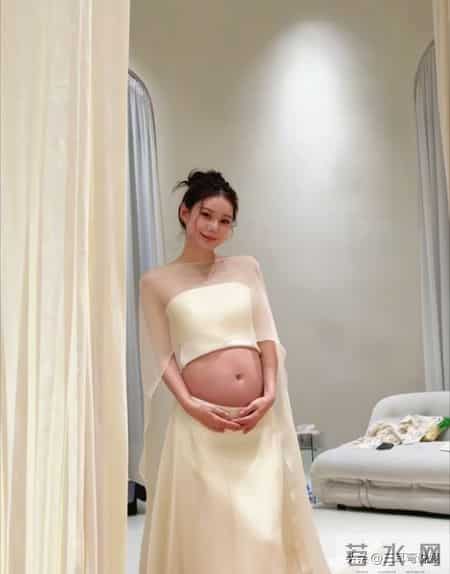 马筱梅首晒孕肚，很瘦孕期只胖了肚子，已经给孩子准备好了婴儿房