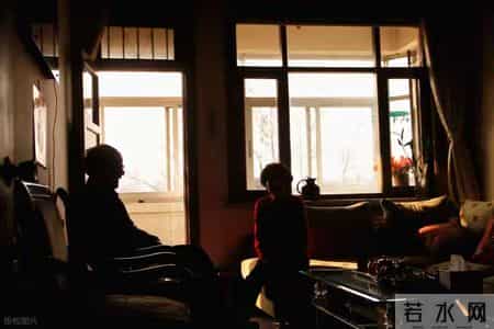 82岁临终前，我想劝大家：宁愿一个人过，也别选这三种养老方式