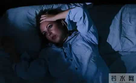 半夜老是醒，其实就是“阳不交阴”！教你1招，让你一觉睡到天亮