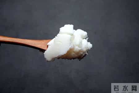 55岁大哥炒菜爱放猪油，去医院体检，医生纳闷：到底做了啥？