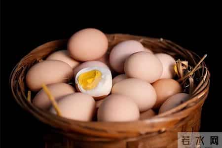 鸡蛋当早餐被推翻了？医生调查：过了52岁，吃鸡蛋尽量做到这6点