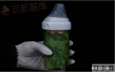 冬天不能用45℃水冲奶粉？喝奶温度要提高？担心宝宝烫嘴这样做…