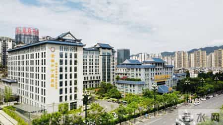 1月10日，上海市第十人民医院·同济大学附属第十人民医院肺结节介入治疗领域专家曹传武教授莅临宜宾市中医院