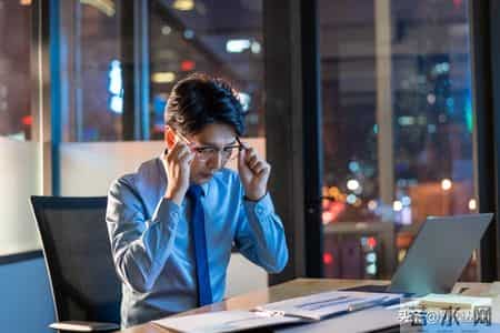 打破“多干多错”怪圈：体制内该如何让实干者暖心、躺平者警醒