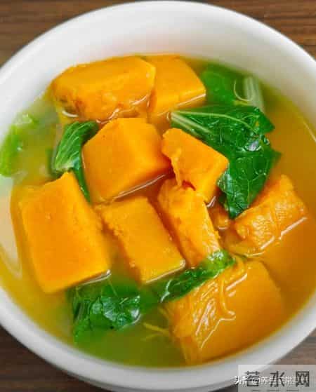 肝血越少，睡眠越差，建议多吃3样，滋补肝血，安神助眠身体好