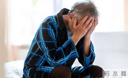 苹果是糖尿病的催化剂？医生再次提醒：不想血糖飙升，4物别多吃