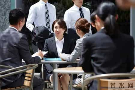 沟通无效太心累？3个结构化表达黄金法则，让你的话有人听