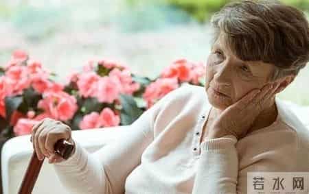 浙大研究：阿尔兹海默症早期不是记性差，而是身上4表现，需注意