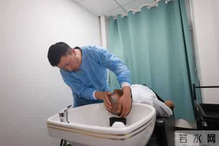 喀什这样的养老方式太暖心