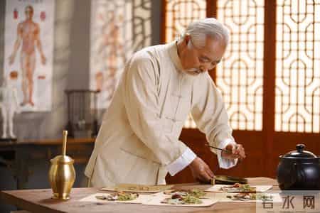 抗癌最牛的一味药，控制肿瘤20年不复发，这味药就是三棱