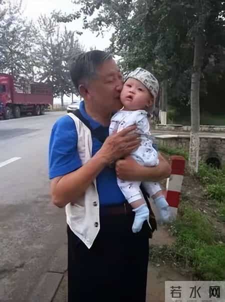 看孙子也用高科技