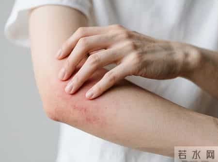 洗澡可能影响寿命！医生再次提醒：68岁以后，牢记洗澡“3不要”