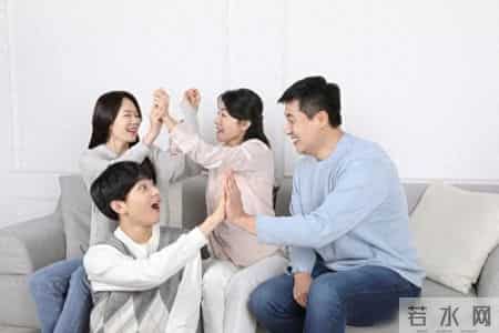 孩子成年后很少联系，恭喜你，养对了，别傻了，不联系才是真出息