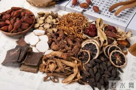 大部分人的抑郁症，从小时候就有征兆了，大多逃不过3种原因！