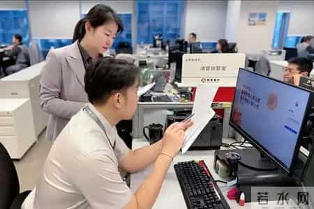 银行总行干了十五年，为啥突然辞职？这三样东西比稳定更重要