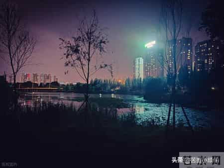 月入四千的你已经没救了，还整天沉浸在周围人和你一样的幻觉里！