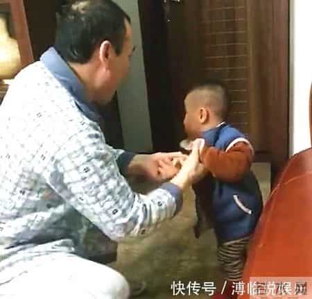 看孙子也用高科技